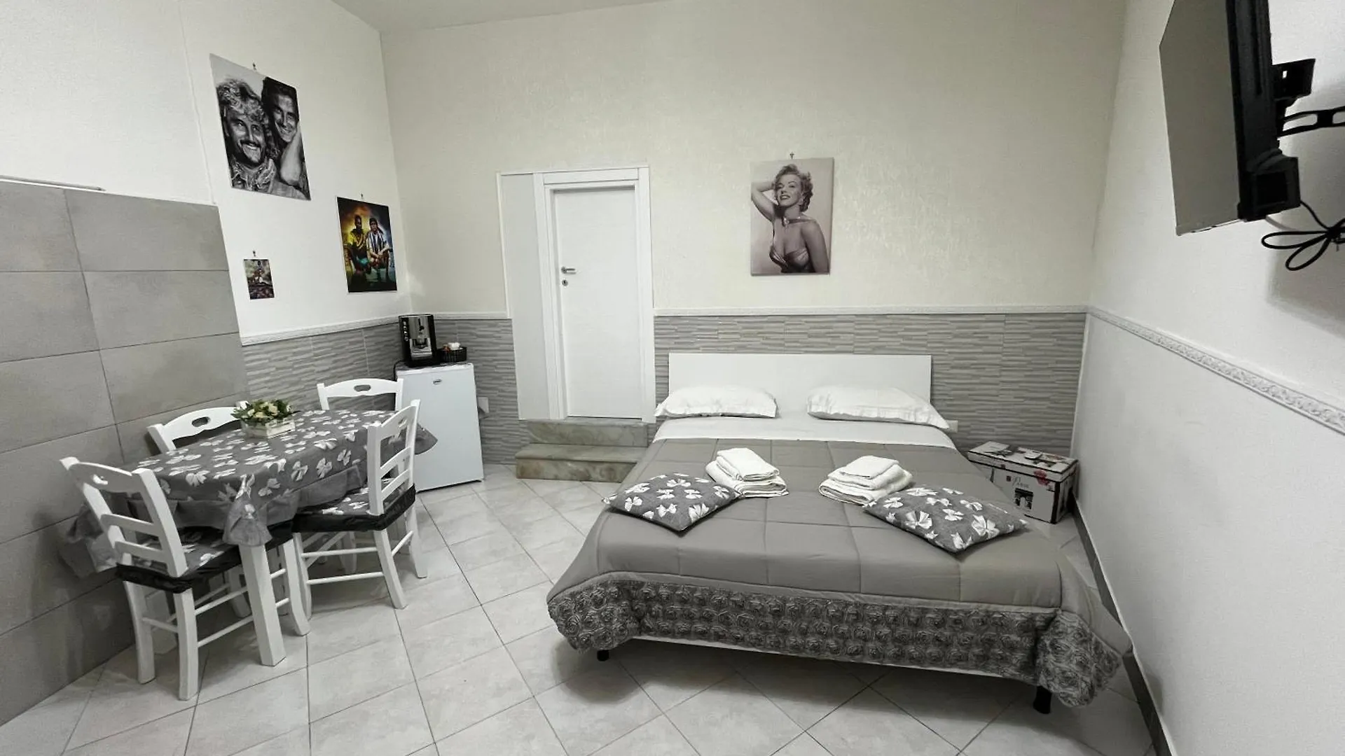 Da Rosaria Villa Naples 0*,  Italy